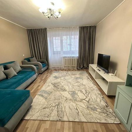 Lux Home На Берегу Ульбы Ustʼ-Kamenogorsk Екстериор снимка