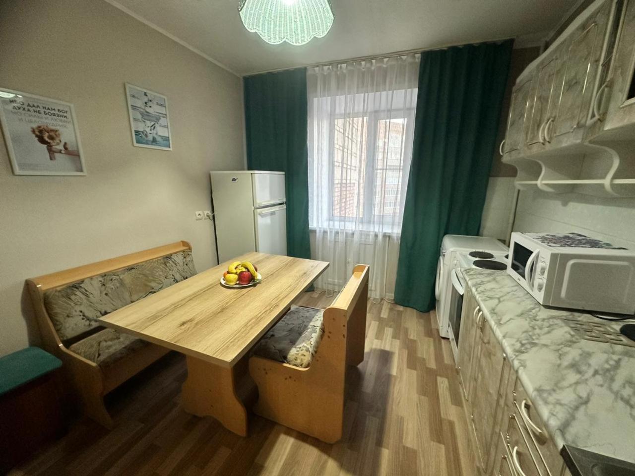 Lux Home На Берегу Ульбы Ustʼ-Kamenogorsk Екстериор снимка